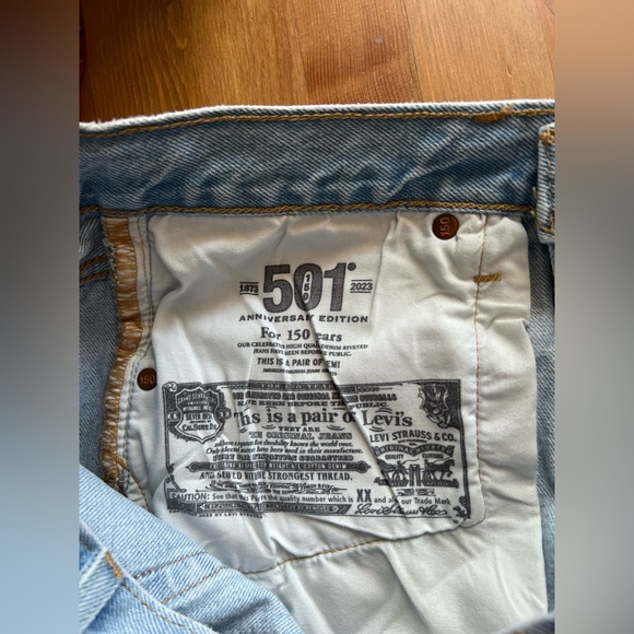 Levi’s 501® 150th Anniversary Light Wash Jeans – Floral Patched Knee – W28 L30 - Picture 9 of 15